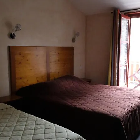Hotel Le Bilboquet 2*
